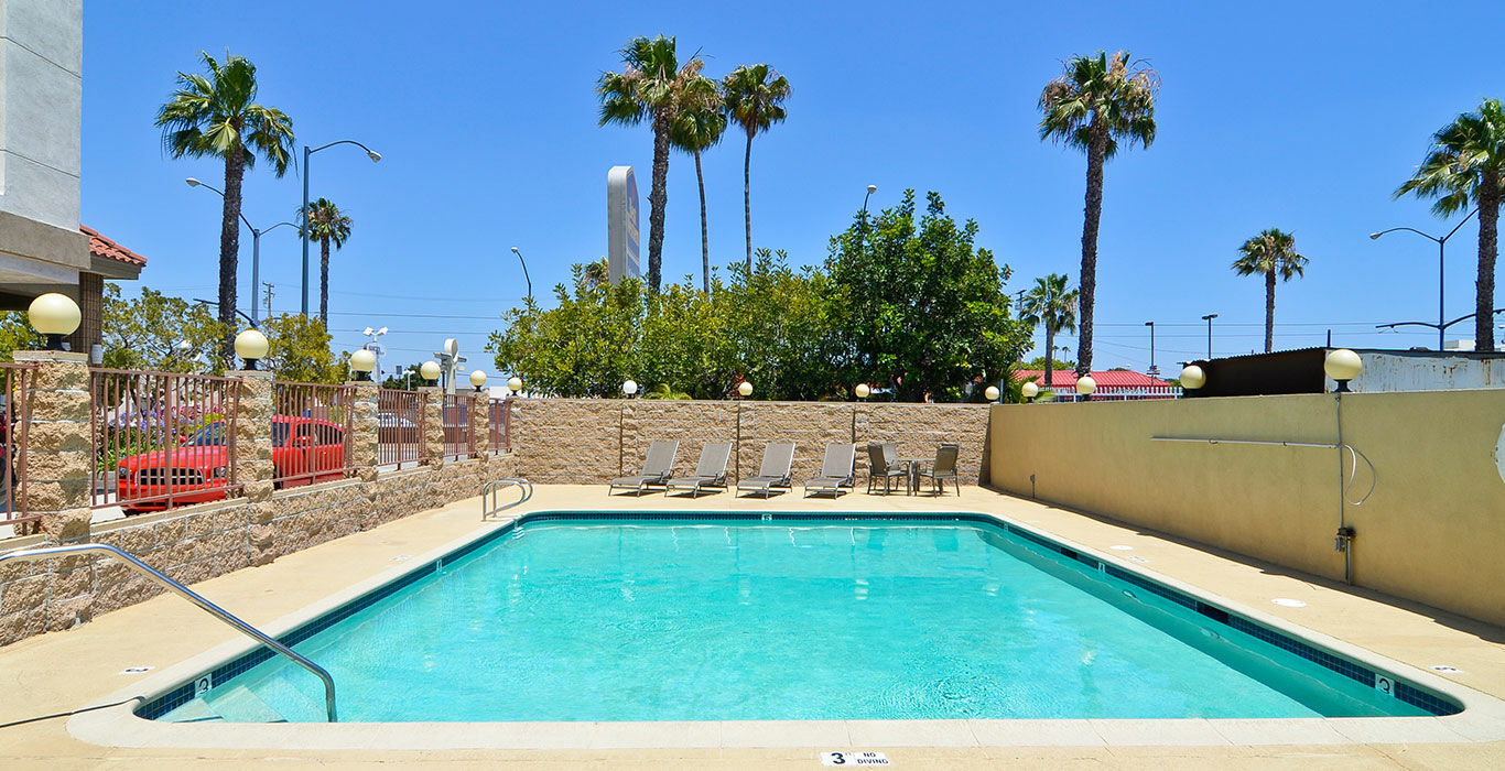 Best Western Of Long Beach Exterior foto