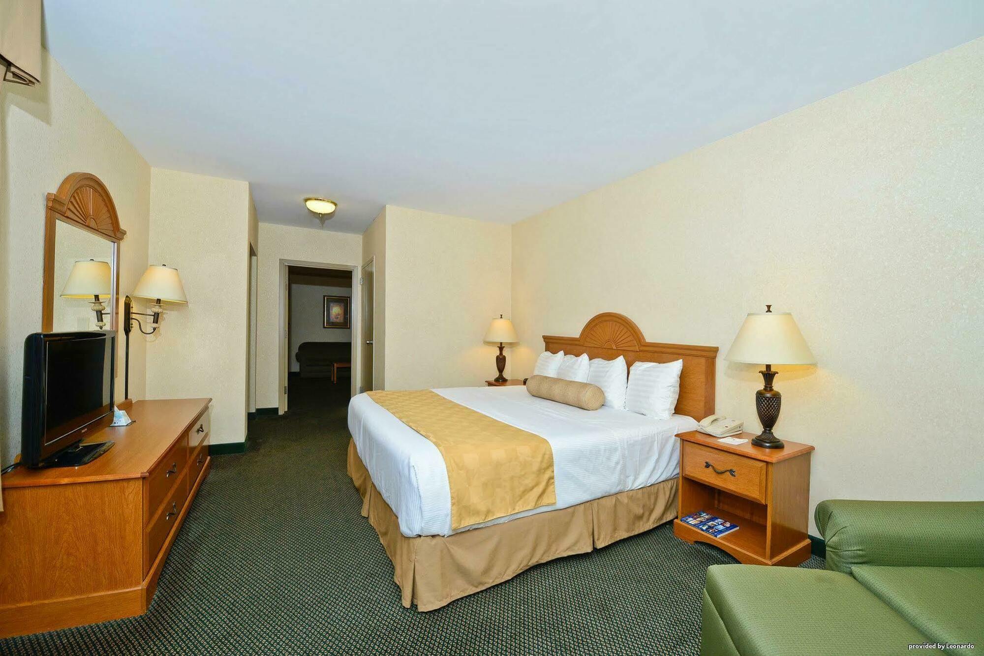 Best Western Of Long Beach Exterior foto